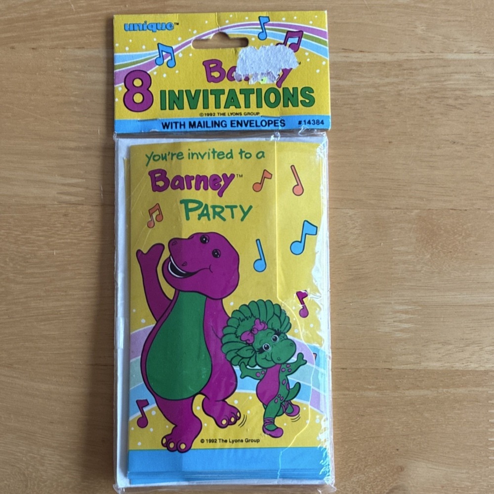 Unique Barney Party Invitations w/ Envelopes 8ct Folded 4x6 MPN 14384 1992